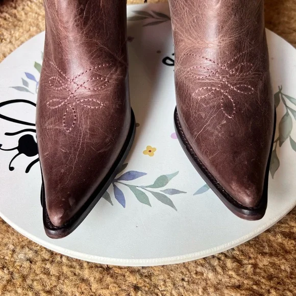 Women’s vintage Penny ❤️ Kenny genuine leather western pointy toe boots. - Picture 12 of 17